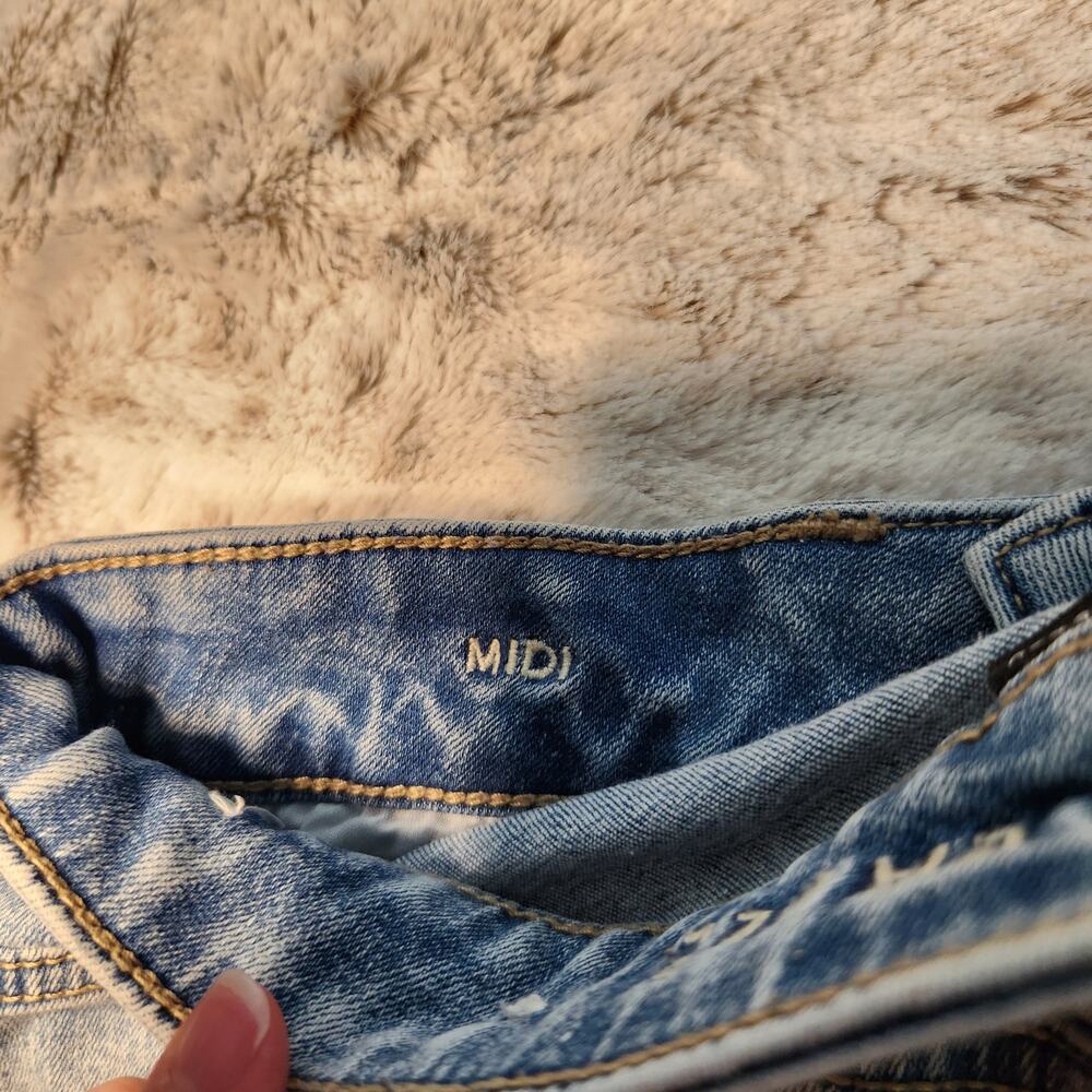 American Eagle women's midi denim shorts size 2 - Picture 4 of 5